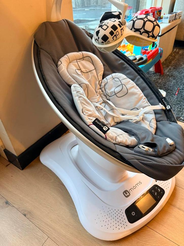 4moms MamaRoo 4.0 Bouncer met verkleinkussen, Kinderen en Baby's, Overige Kinderen en Baby's, Zo goed als nieuw, Ophalen