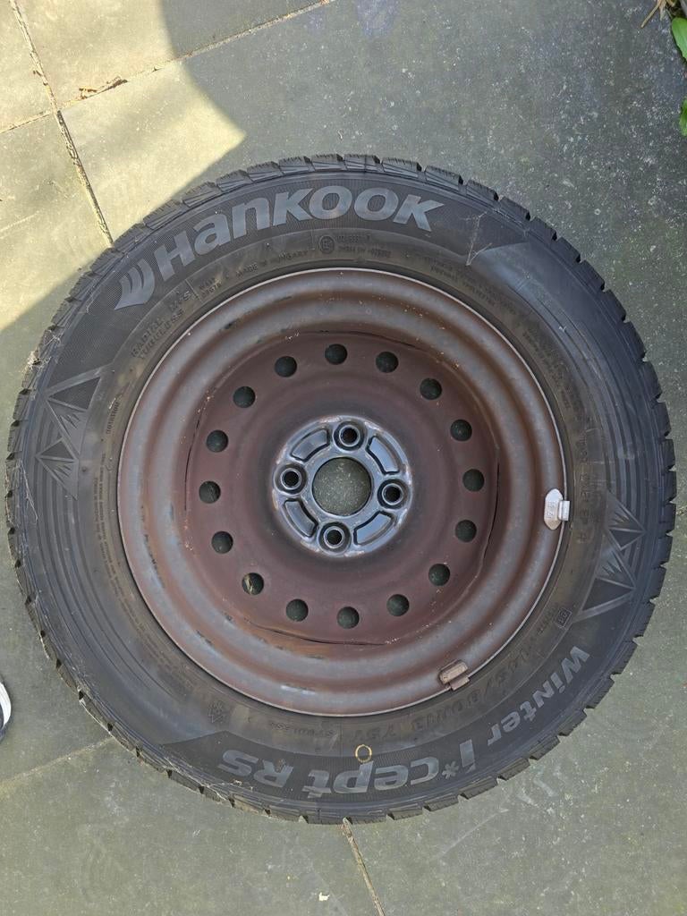 4 nieuwe Hankook winterbanden 145/80 R13 75T met velgen, Auto-onderdelen, Banden en Velgen, Banden en Velgen, Nieuw, Personenwagen