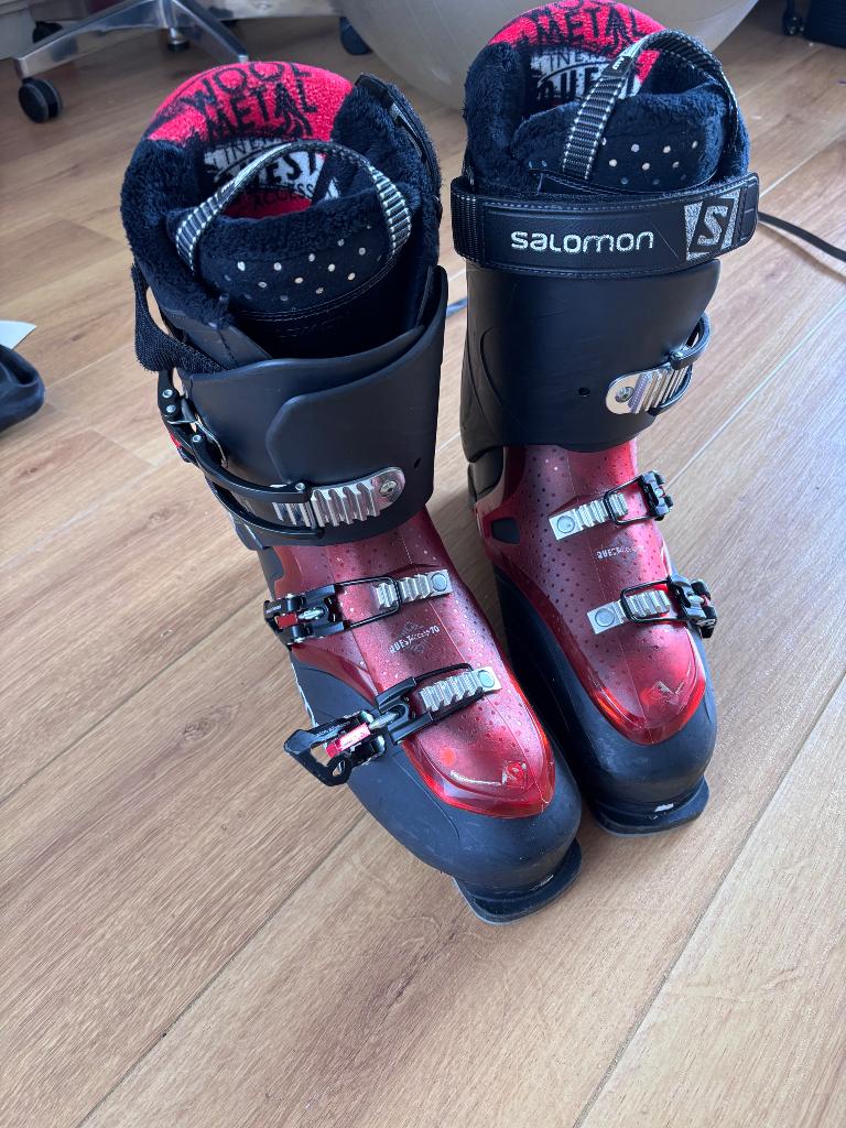 Skischoen salomon maat 46, Sport en Fitness, Skiën en Langlaufen, Ophalen, 160 tot 180 cm, Gebruikt, Schoenen