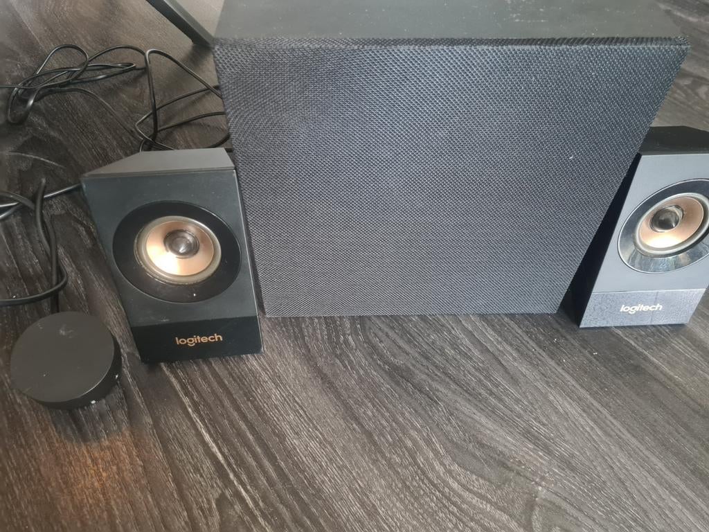 Logitech 2.1 Audiosysteem met Subwoofer, Overige merken, Gebruikt, Ophalen of Verzenden, Minder dan 60 watt