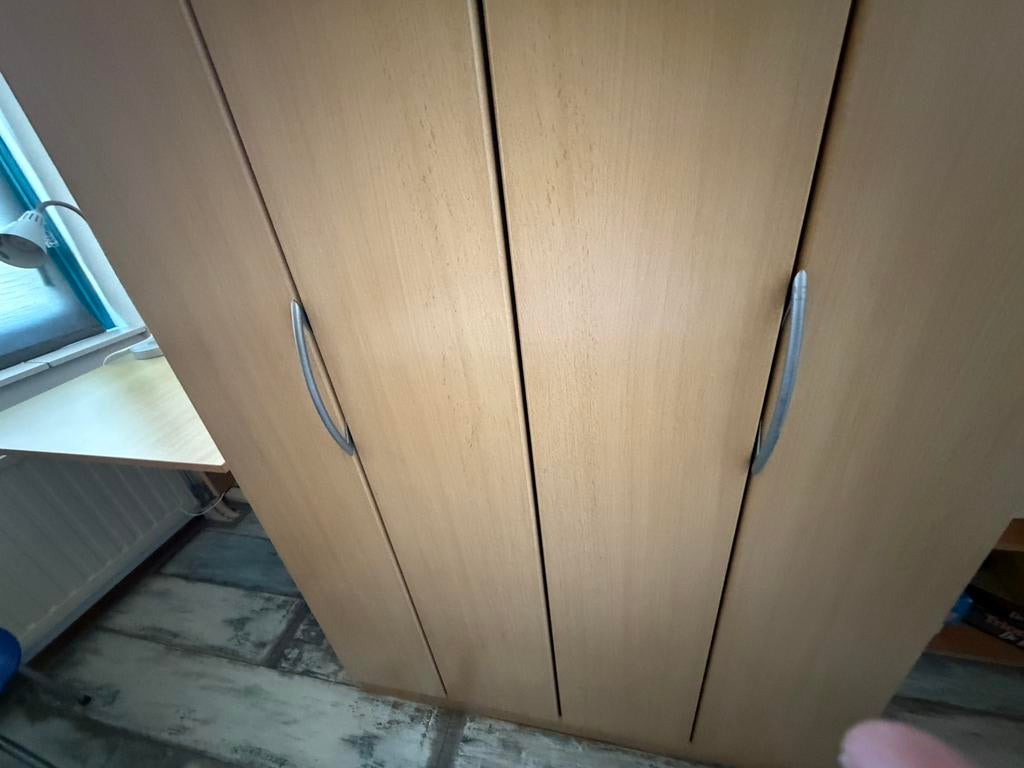 Hang kledingkast - 187 hoog gratis af te halen, Huis en Inrichting, Kasten | Kledingkasten, Ophalen, Met deur(en), 100 tot 150 cm