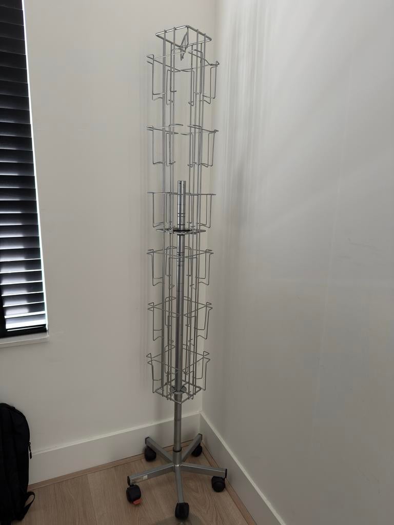 Kaartenmolen met 24 vakken, Ophalen