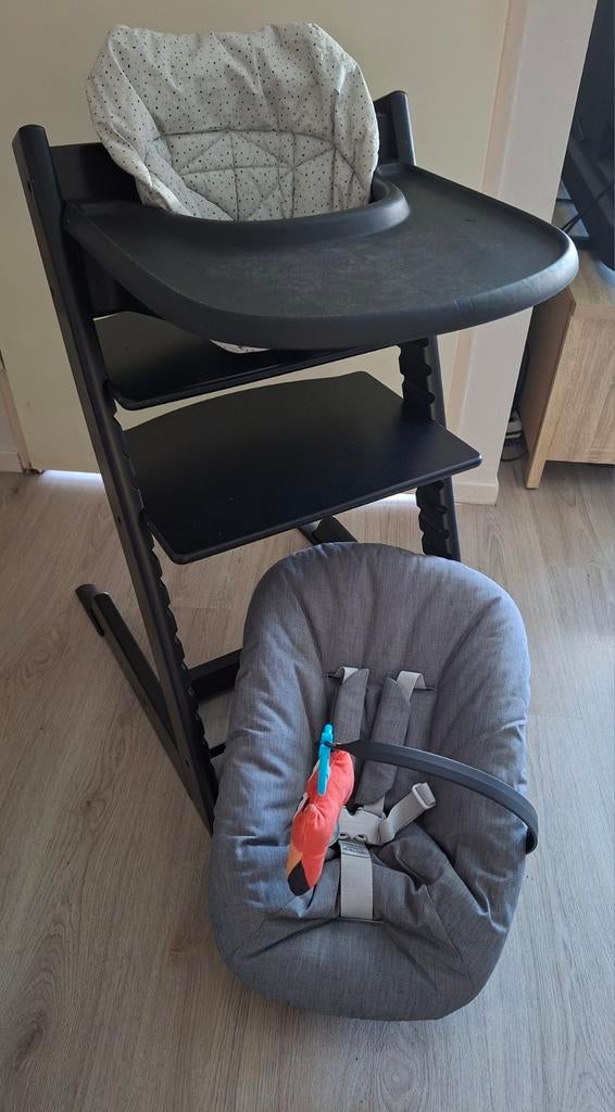 Stokke tripp trapp kinderstoel -compleet- | black/ zwart, Kinderen en Baby's, Kinderstoelen, Ophalen, Zo goed als nieuw, Meegroeistoel
