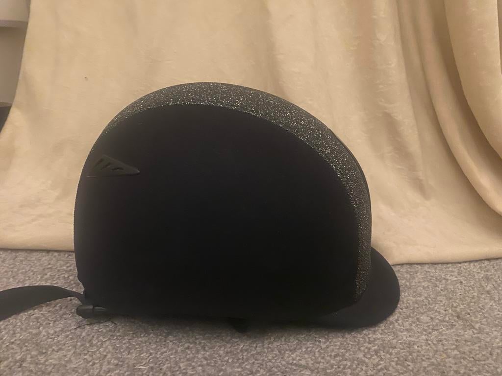 Paardrijhelm Epsilon, zwart met glitters, Ophalen of Verzenden, Zo goed als nieuw