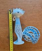 Porseleinen beeldje hollohaza Hongarije kip, Verzamelen, Beelden en Beeldjes, Ophalen of Verzenden, Zo goed als nieuw, Dier