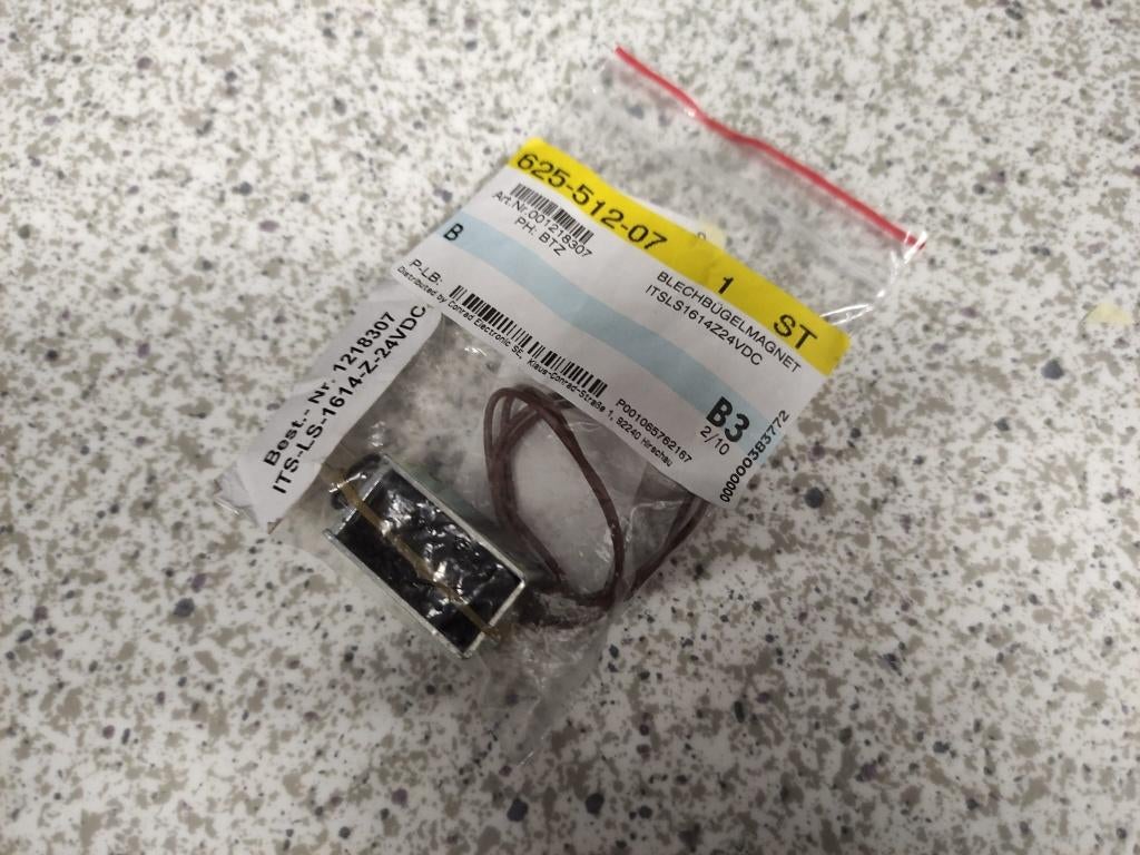 Intertec ITS-LS-1614-Z-24VDC hefmagneet trekkend, Ophalen of Verzenden, Zo goed als nieuw