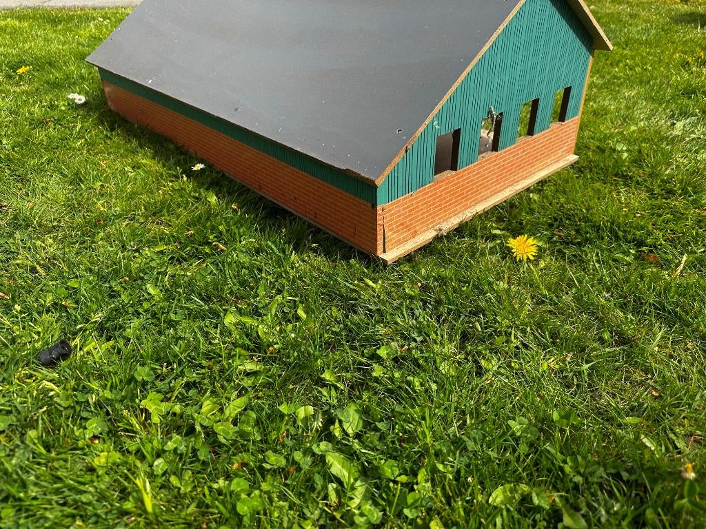 Houten Stal/Boerderij -  KidsGlobe, Ophalen, Gebruikt