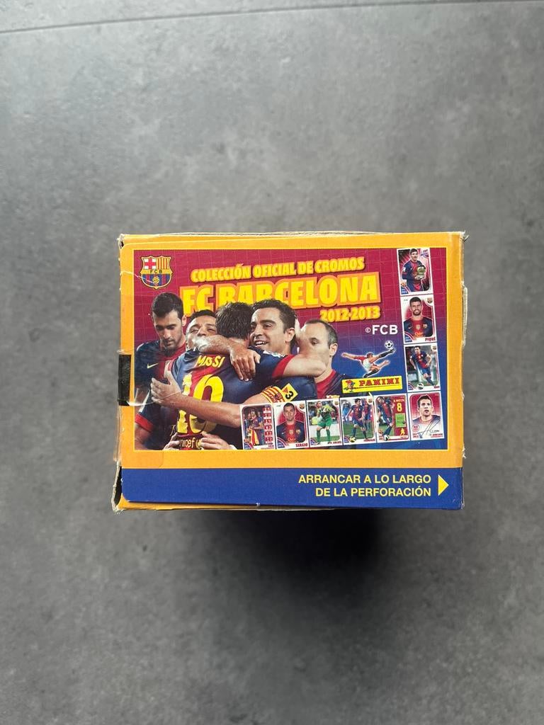 Panini FC Barcelona 2012-13 Sticker Box Met 50 Stickerzakjes, Verzenden, Zo goed als nieuw, Meerdere stickers