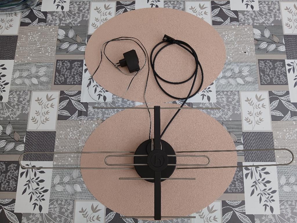 Antennes, 3x, Ophalen, Gebruikt, Antenne