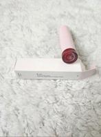 Glossier G Suit Soft Touch lip Crème in shade Jet 6ml, Lippen, Verzenden, Nieuw, Make-up