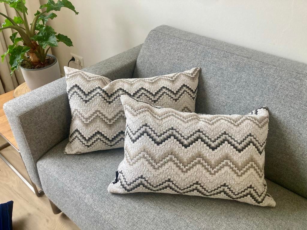 2x Luxe BeautiQ Coco Maison kussens met dons, 40x60cm, Ophalen of Verzenden, Zo goed als nieuw, Rechthoekig