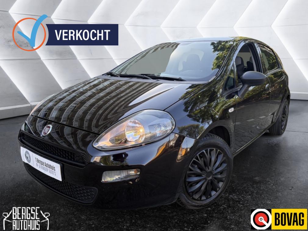 Fiat Punto Evo 1.2 Pop Airco BT Elek.R Trekhaak (bj 2013), Stof, 4 cilinders, 400 kg, Zwart
