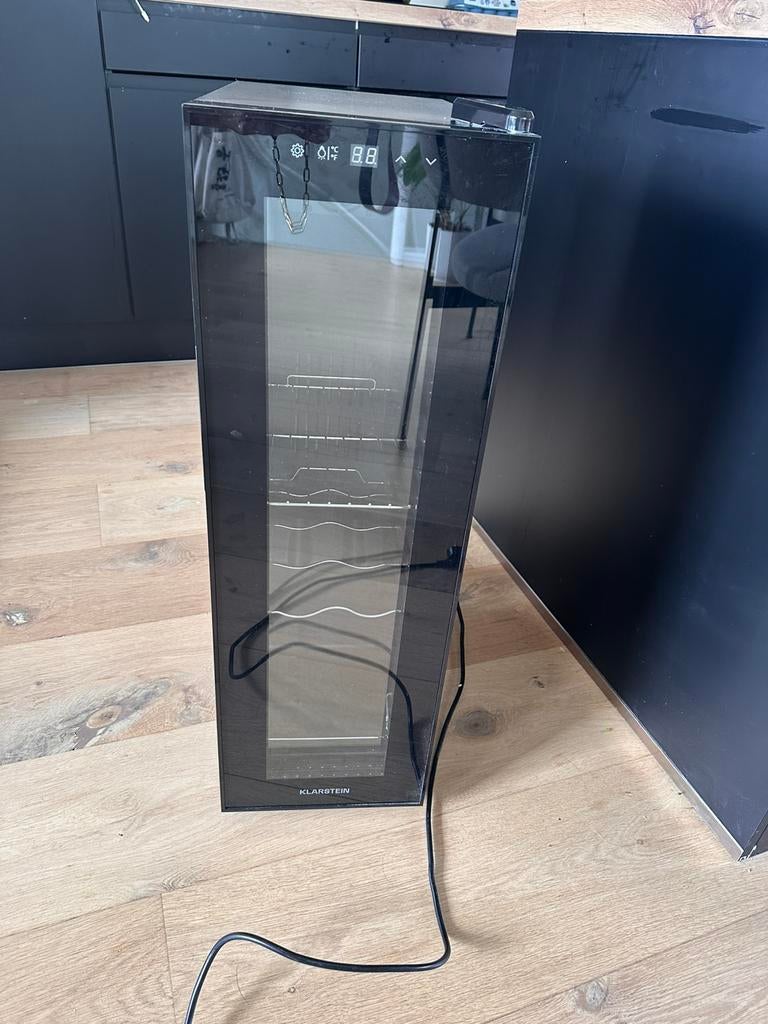 Wijnkoelkast, Witgoed en Apparatuur, Koelkasten en IJskasten, Minder dan 75 liter, Ophalen, Gebruikt