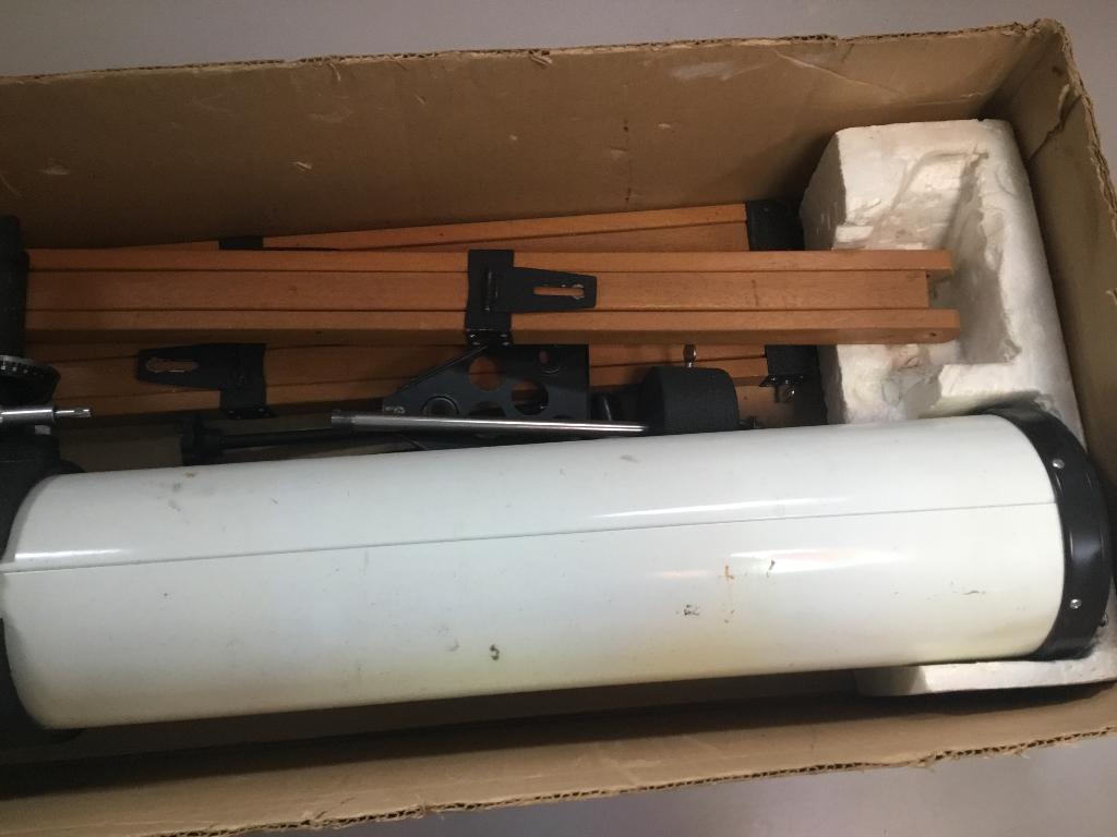 Telescoop, staat: onbekend, Ophalen, Gebruikt, Lenzentelescoop (refractor), Met statief