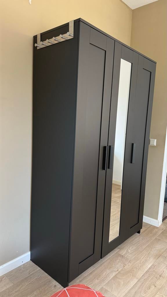 Ikea Brimnes kledingkast met spiegel, Huis en Inrichting, Kasten | Kledingkasten, Ophalen, Gebruikt, 100 tot 150 cm, 150 tot 200 cm