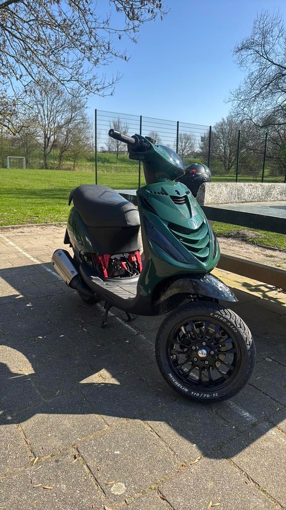 Zip 172 lc stage 2 a1, Fietsen en Brommers, Scooters | Piaggio, Zo goed als nieuw, Zip, Ophalen of Verzenden