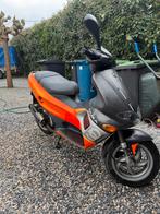 Gilera runner fluo rosso 50cc, Fietsen en Brommers, Ophalen, Tweetakt, Overige modellen, Maximaal 45 km/u