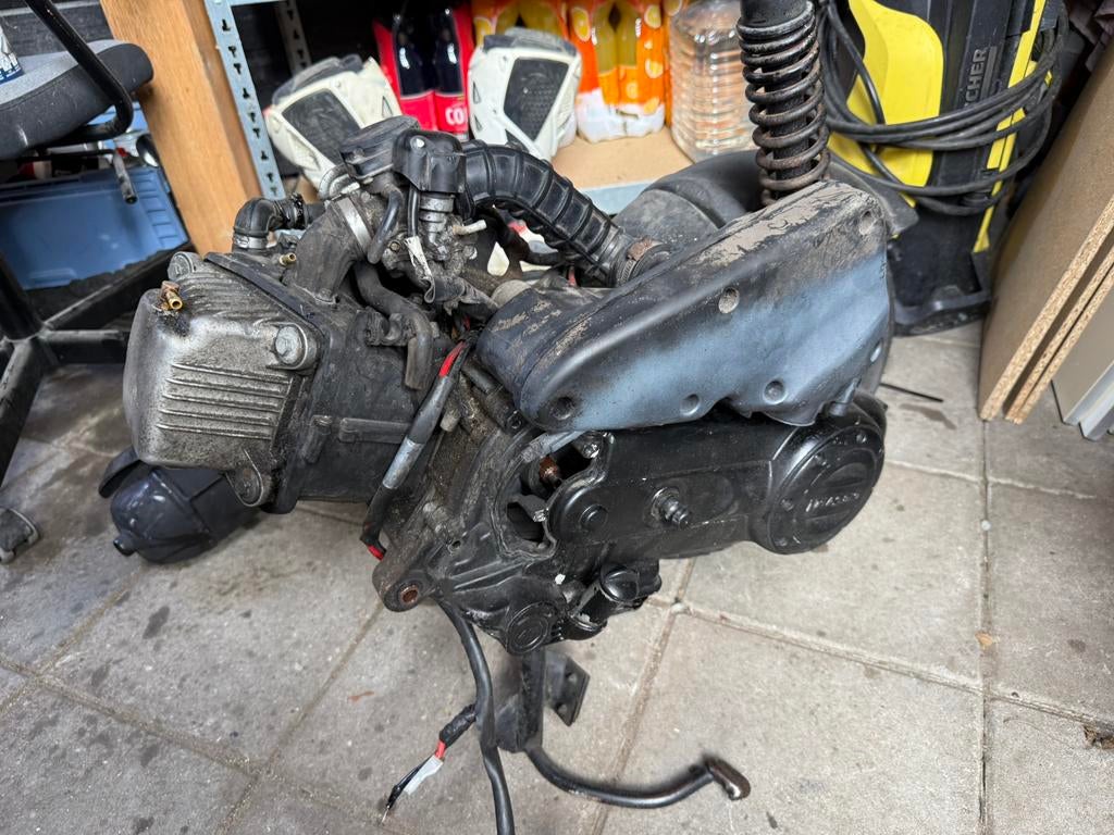 Piaggio motorblok 4t 2v, Fietsen en Brommers, Scooters | Piaggio, Ophalen of Verzenden, Zo goed als nieuw, Benzine, Zip