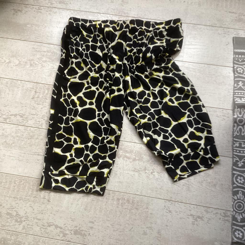 Mat, yoek, twister broek., Kleding | Dames, Ophalen of Verzenden, Zo goed als nieuw, Zwart, Broek of Spijkerbroek