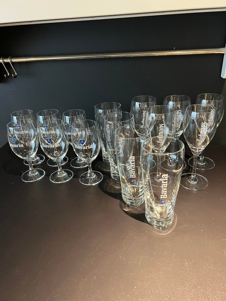 BAVARIA glazen , pint en op voet, Verzamelen, Ophalen of Verzenden, Zo goed als nieuw, Bierglas