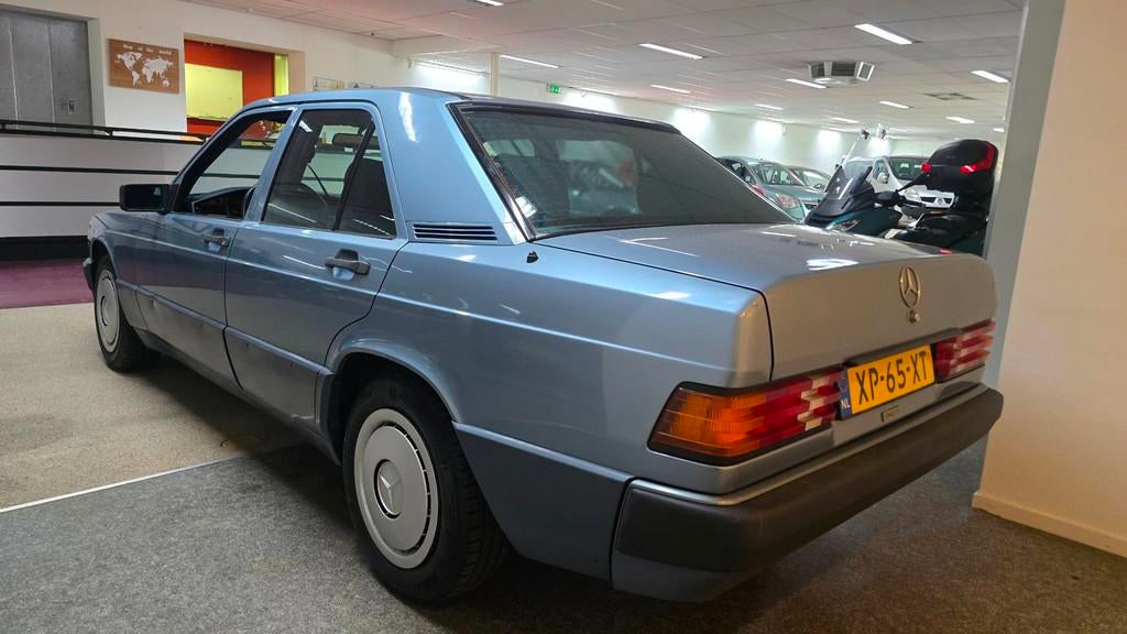 Mercedes-Benz 190-serie 2.0 E. Nieuwe apk 2 jaar! April 2028, Auto's, Mercedes-Benz, Automaat, Achterwielaandrijving, 118 pk, 4 cilinders