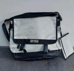 BREE schoudertas zilver kleur met zwart (courierbag), Ophalen of Verzenden, Gebruikt, Zilver