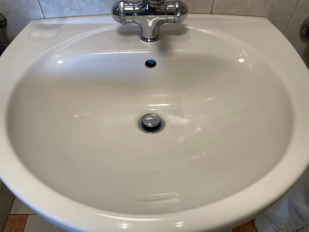 Bad 178/78, douchebak 90/90, wastafel. Teab, Ophalen, Gebruikt, Steen, Wastafel