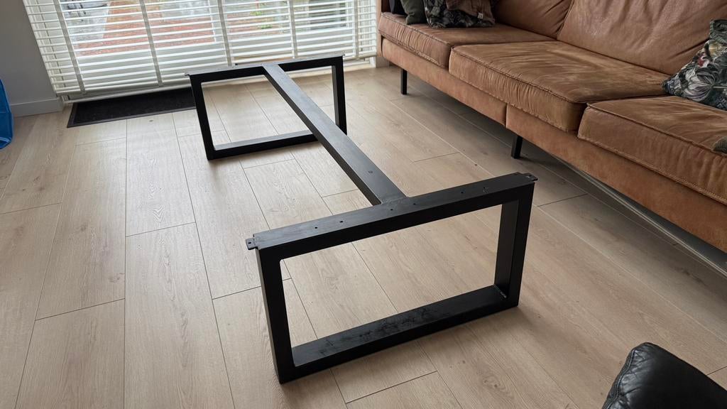 Stalen tafel frame poten mat zwart 150x70x40, Ophalen