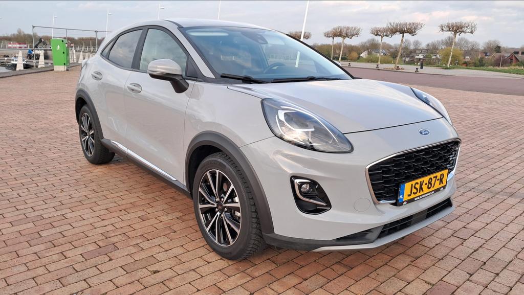 Ford Puma 1.0i Ecoboost Hybrid 125pk 2021 Grijs, 27500km, Voorwielaandrijving, Stof, Puma, 23 km/l