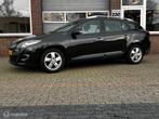 Renault Megane Estate 1.6 Dynamique ECC-AIRCO/PANO/TREKHAAK, Auto's, Gebruikt, 4 cilinders, Zwart, Handgeschakeld