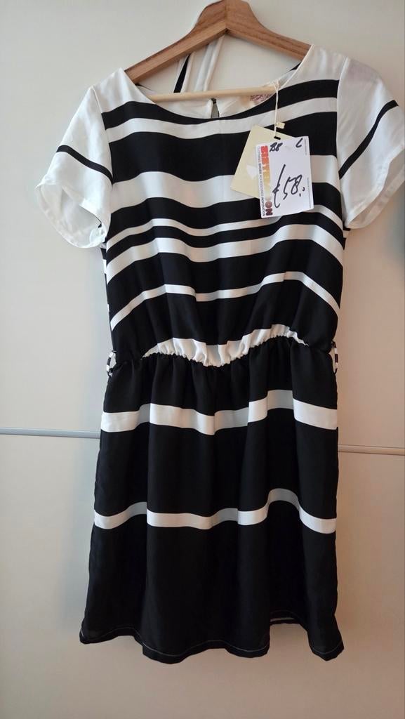 Deby Debo vintage jurk zwart wit, Maat 38/40 (M), Verzenden, Zwart, Zo goed als nieuw