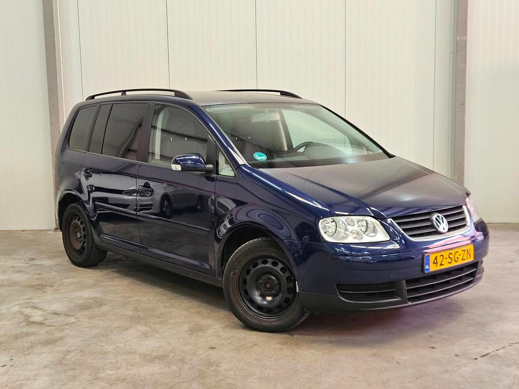 Volkswagen Touran 1.6-16V FSI Trendline | APK | AIRCO | TREK, Auto's, Volkswagen, Gebruikt, 4 cilinders, Blauw, 116 pk