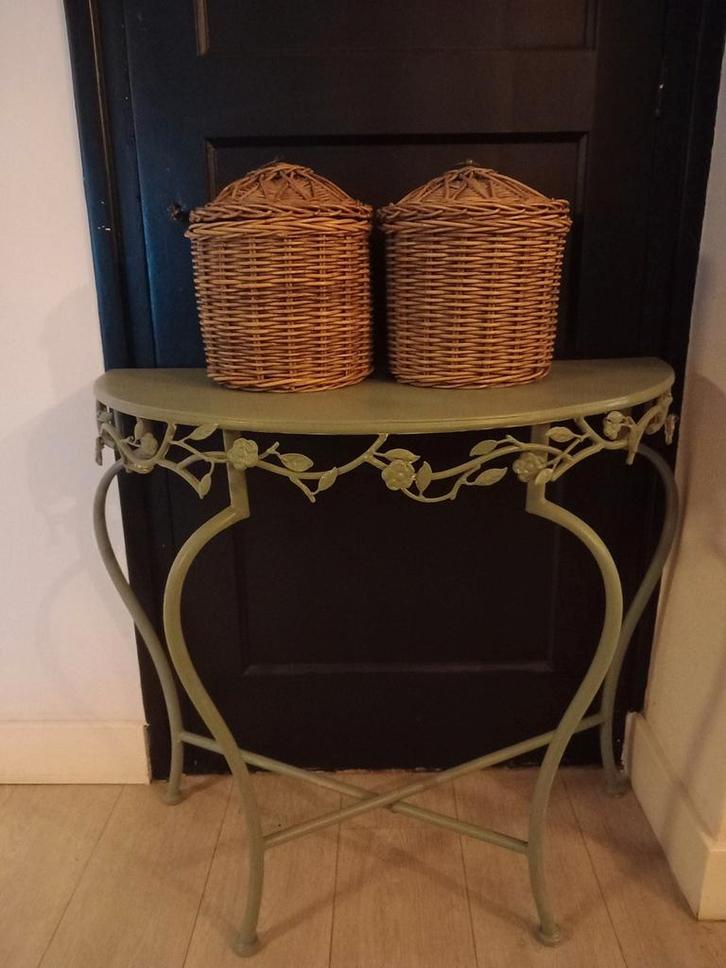 Sidetable gerestyled mos groen, Antiek en Kunst, Curiosa en Brocante, Ophalen