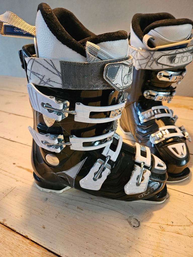 Atomic Hawx skischoen zwart/wit, maat 24.5 (38), Sport en Fitness, Skiën en Langlaufen, Ophalen, Gebruikt, 100 tot 140 cm, Schoenen