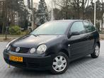 Volkswagen Polo 1.4-16V Highline/Airco/Cruise/3Drs, Auto's, Volkswagen, Voorwielaandrijving, 4 cilinders, Zwart, Origineel Nederlands