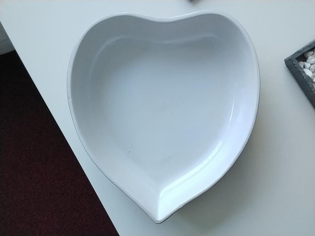 Wit/rode hartvormige ovenschaal, Ophalen, Rond