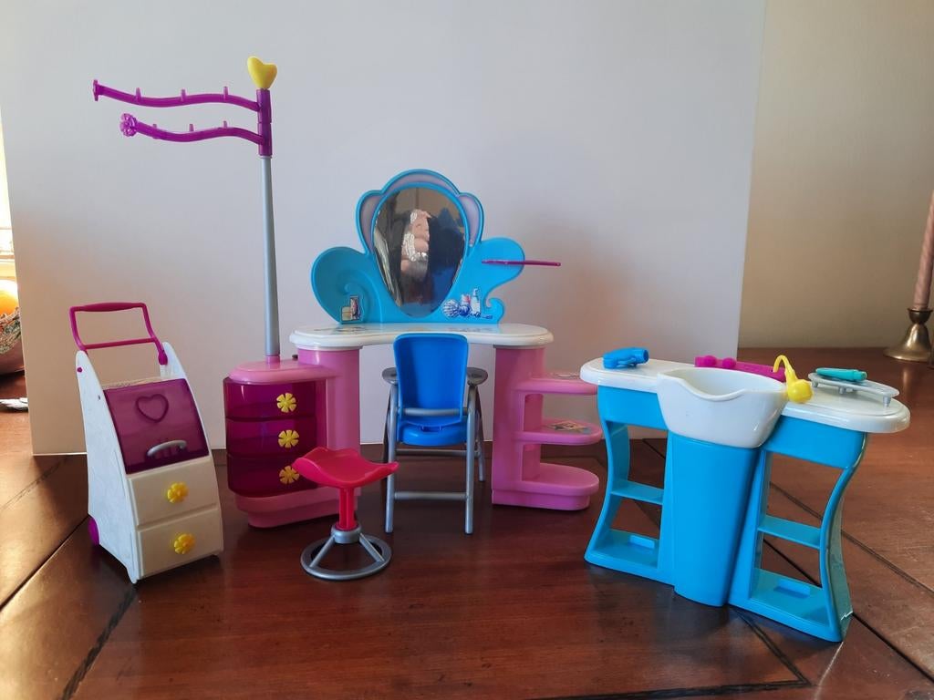 Barbie vintage kapperszaak / kapsalon speelset, Ophalen of Verzenden, Gebruikt