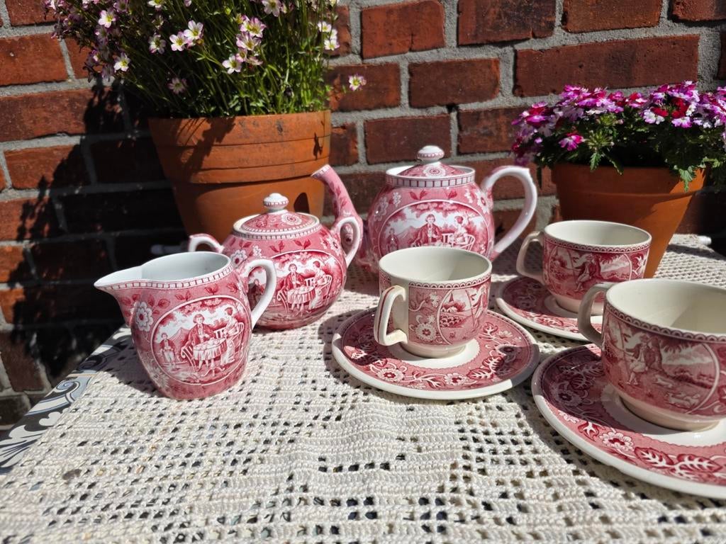 2 Boch Teadrinker kop en schotels, rood/wit, nette staat, Antiek en Kunst, Antiek | Servies los, Ophalen of Verzenden