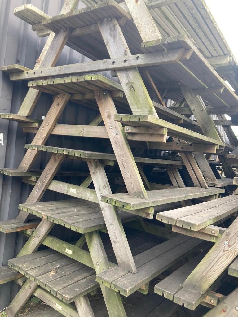 grote partij Picknicktafels van 1,50 tot 3 meter lang, Tuin en Terras, Ophalen, Zo goed als nieuw, Rechthoekig, Kinderpicknicktafel