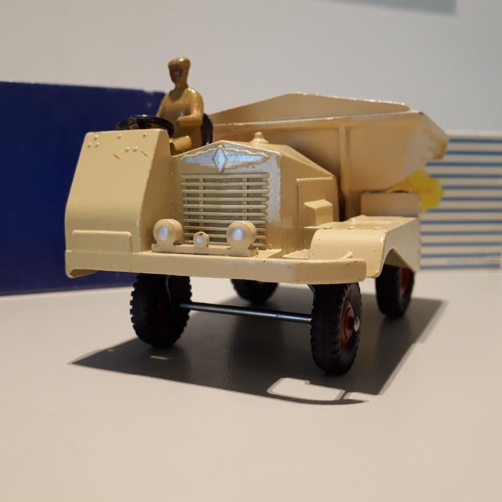 Le Basculeur Automoteur Dumper Muir Hill Miniature Dinky Toys France Au 1 43e 10461
