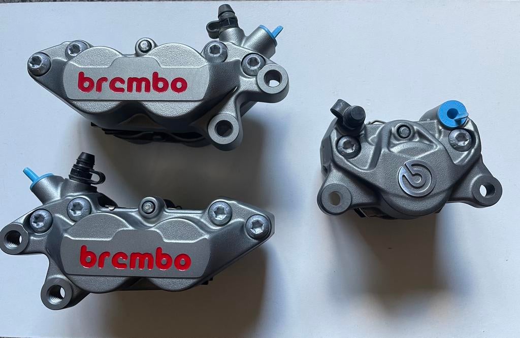 Nieuwe set remklauwen Brembo titanium, Ophalen of Verzenden, Nieuw