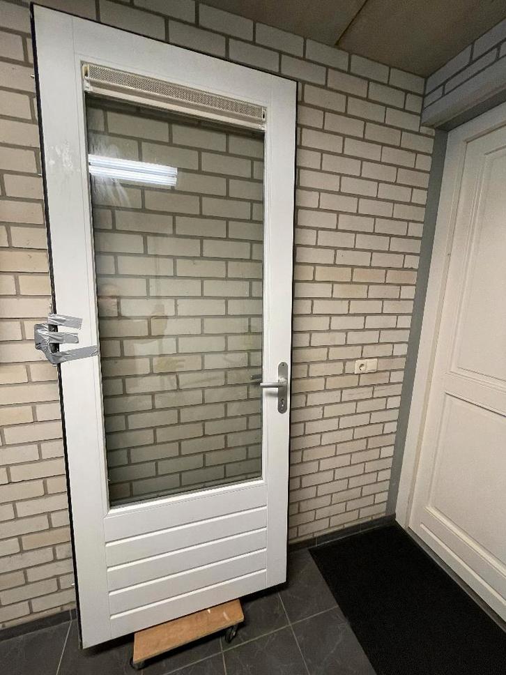 HH Buitendeur 231 x 92.5 Thermop 3 punts sluitwerk + Kozijn, Doe-het-zelf en Verbouw, Deuren en Horren, Zo goed als nieuw, Buitendeur