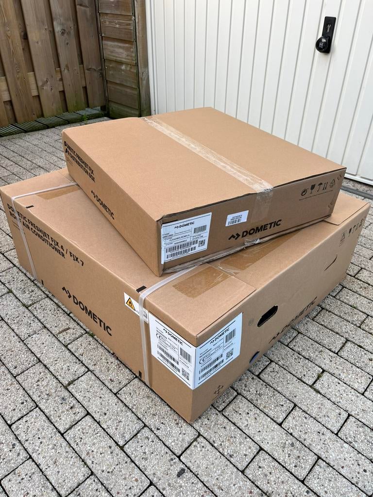 Domatic FreshJet FJX4 2200 dakairco + luchtverdeler, Caravans en Kamperen, Ophalen, Nieuw