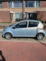 Toyota Aygo 1.0 12V Vvt-i 5DRS 2006 Blauw, Auto's, Voorwielaandrijving, 68 pk, Origineel Nederlands, Handgeschakeld