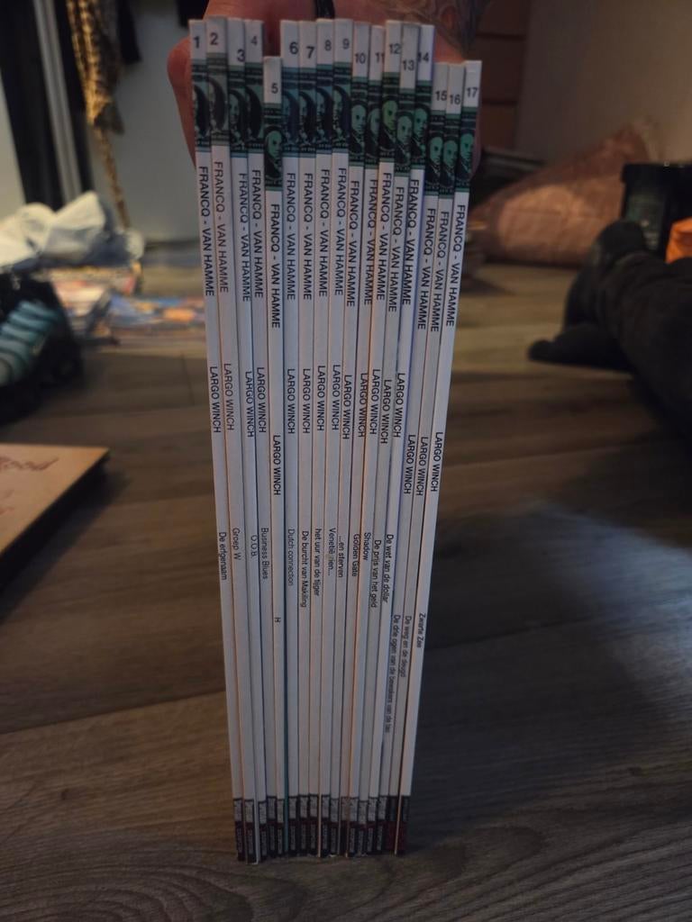 Largo winch 17 delen, Boeken, Meerdere stripboeken, Ophalen of Verzenden, Zo goed als nieuw