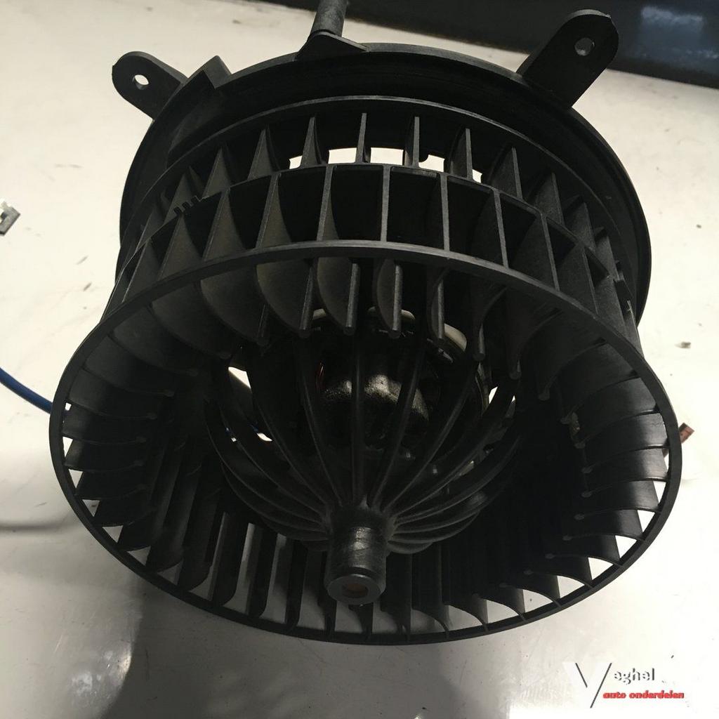 Mercedes W210 2001  sedan   2500062    Kachelmotor, Gebruikt, -, -, Ophalen of Verzenden