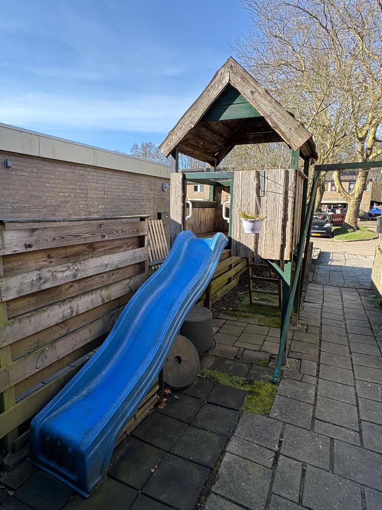 Speelhuisje met glijbaan, Tuin en Terras, Ophalen, Gebruikt