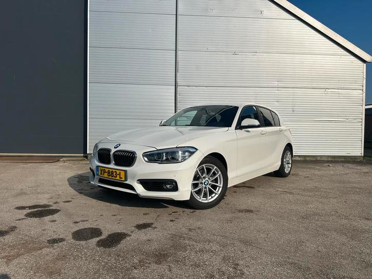 BMW 1-Serie 118i 136pk Aut 2019 Wit nieuwe apk, Auto's, BMW, Particulier, 1-Serie, 360° camera, ABS, Achteruitrijcamera, Adaptieve lichten