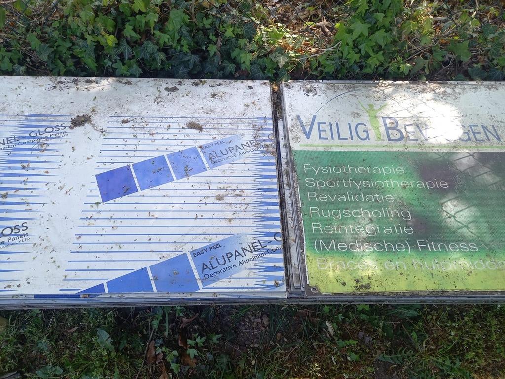 Trespa platen (reclameborden), Ophalen, Gebruikt, Overige materialen, Minder dan 20 mm