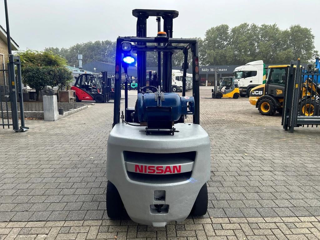 Nissan UG1F2A35DU Heftruck (bj 2013), Zakelijke goederen, Machines en Bouw | Heftrucks en Intern transport, 3000 tot 4000 kg, LPG